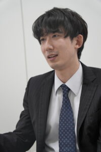 棋聖挑戦者・杉本和陽六段インタビュー　初舞台に向けて「人間らしく」(マイナビニュース)
