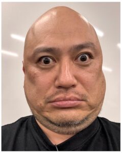 ザコシ、証明写真の顔がうまく撮れない(お笑いナタリー)